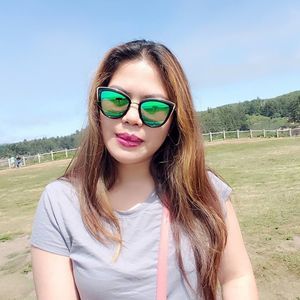 Meet your Posher, Shirley